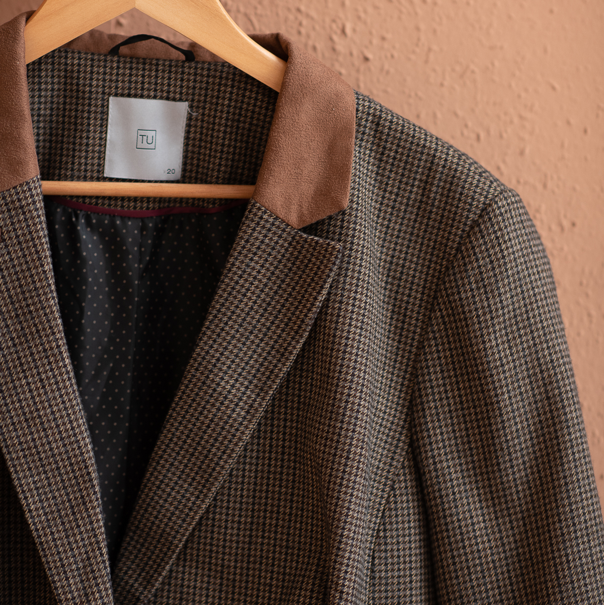 Пиджак женский в клетку