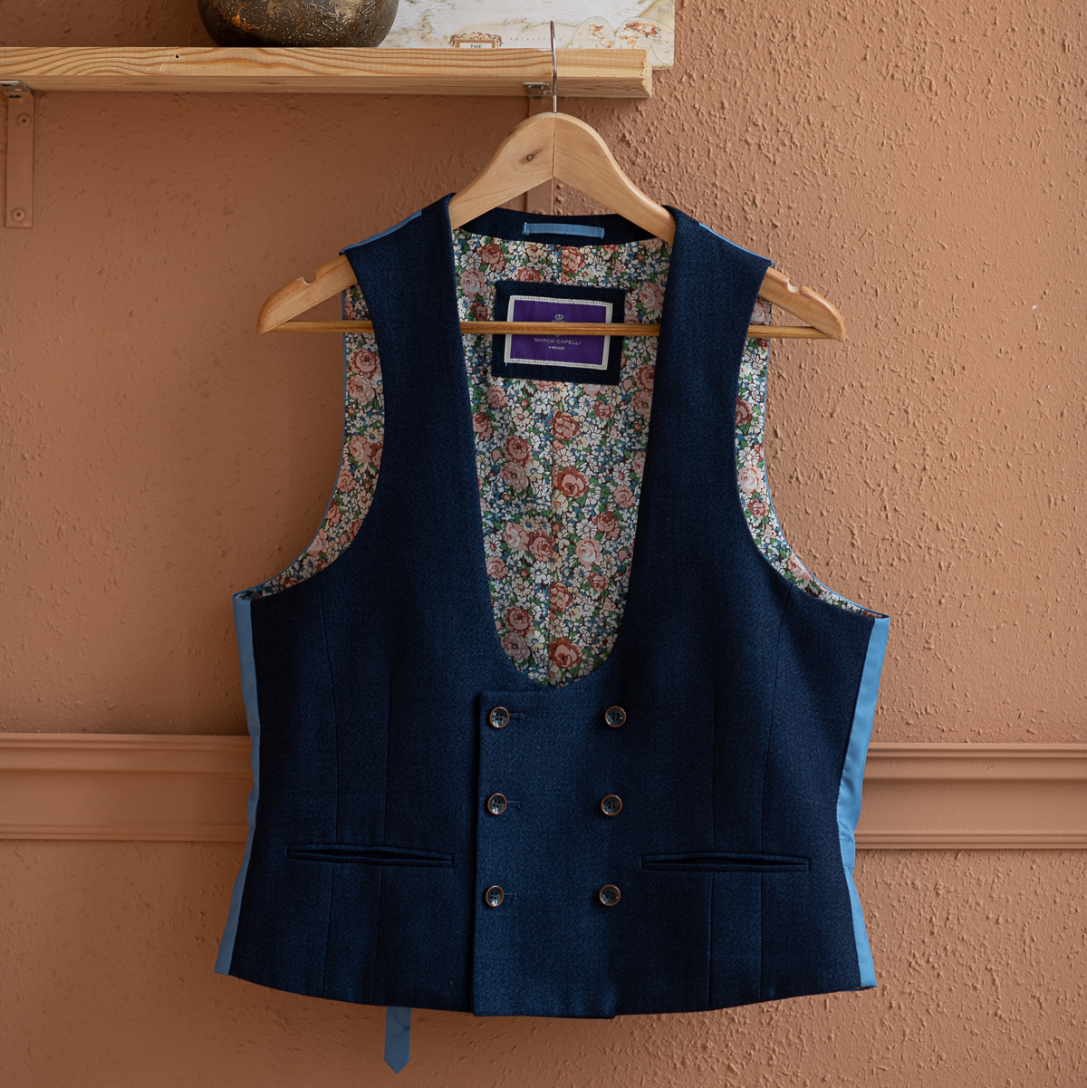 Жилетка синяя