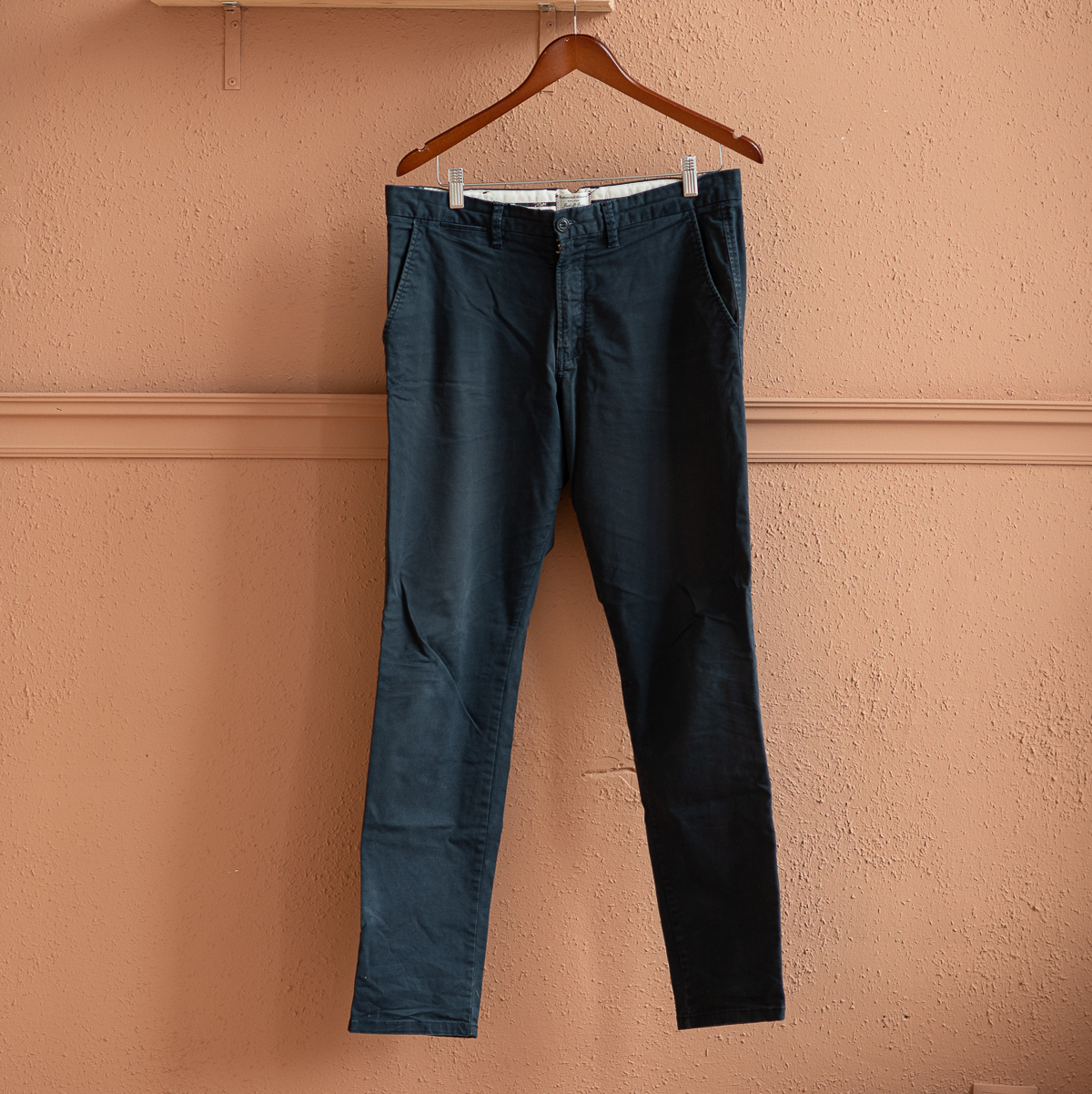 Брюки темно синие. р.L