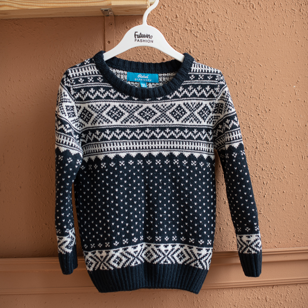 Свитер с орнаментом р. 110