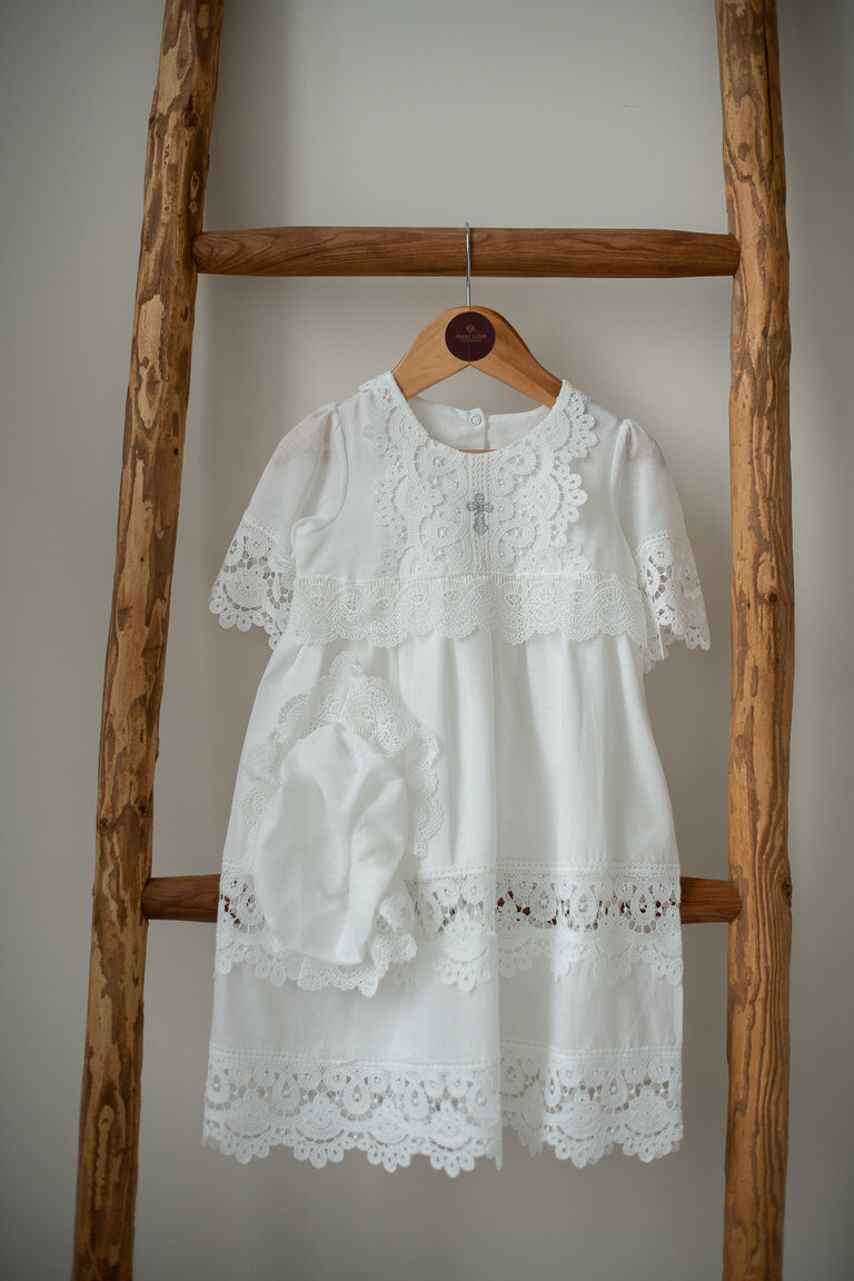 Крестильное платье с золотым крестиком "КРИСТИНА" с чепчиком 92-98р