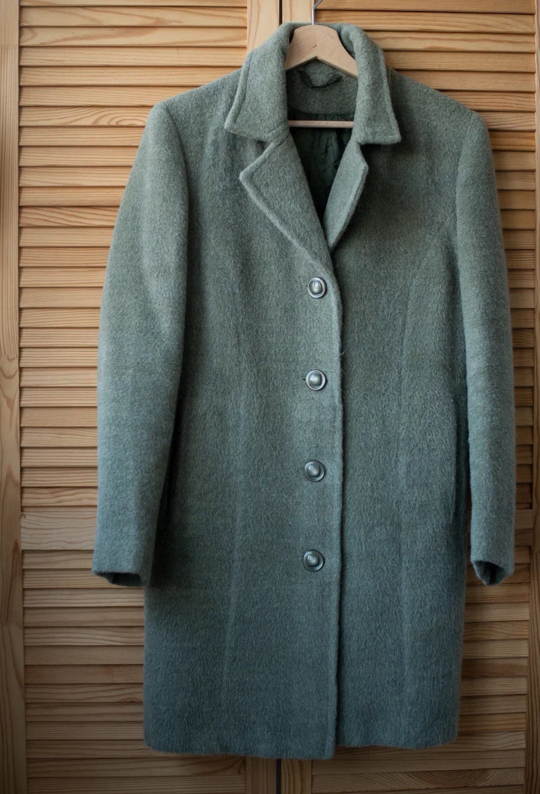 Пальто зелёное р. М