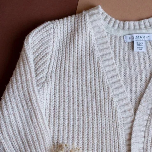 Кардиган молочный 104р