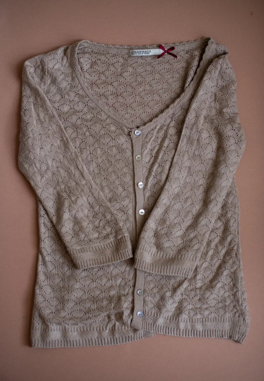 Кардиган бежевый 140-150.