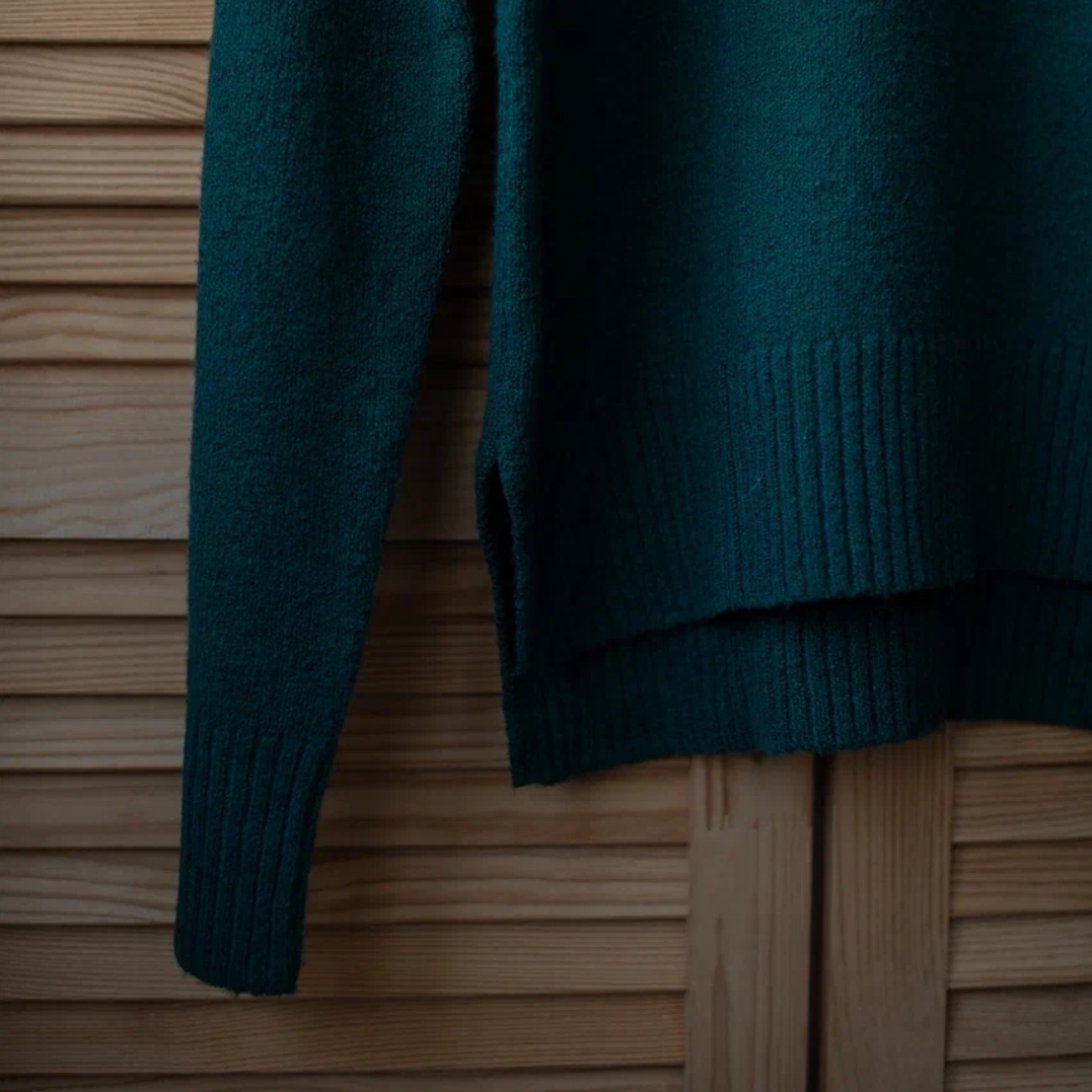 Свитер зеленый М