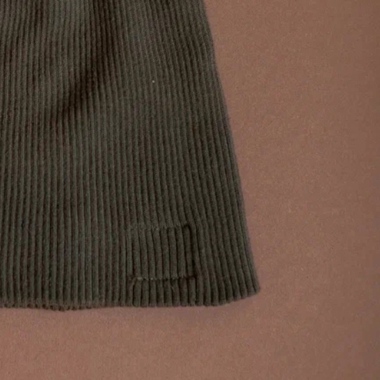 Шапка зеленая .