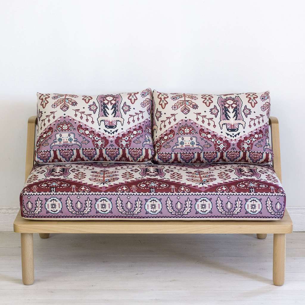 ДИВАН-КОЗЕТКА "КОВРОВЫЙ"