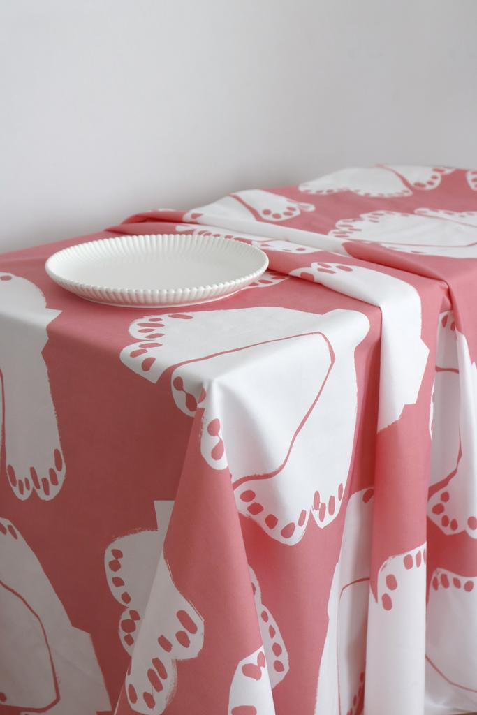 СКАТЕРТЬ "M.A.K.И."