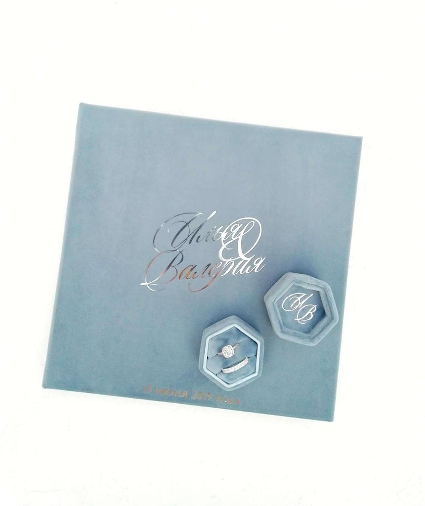 Книга пожеланий 25х25СМ БАРХАТНАЯ