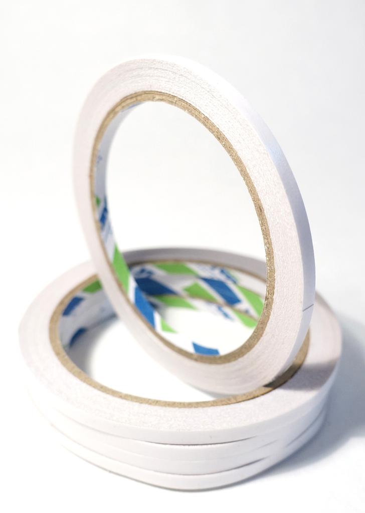 КЛЕЙКАЯ ЛЕНТА ДЛЯ ФОТОГРАФИЙ