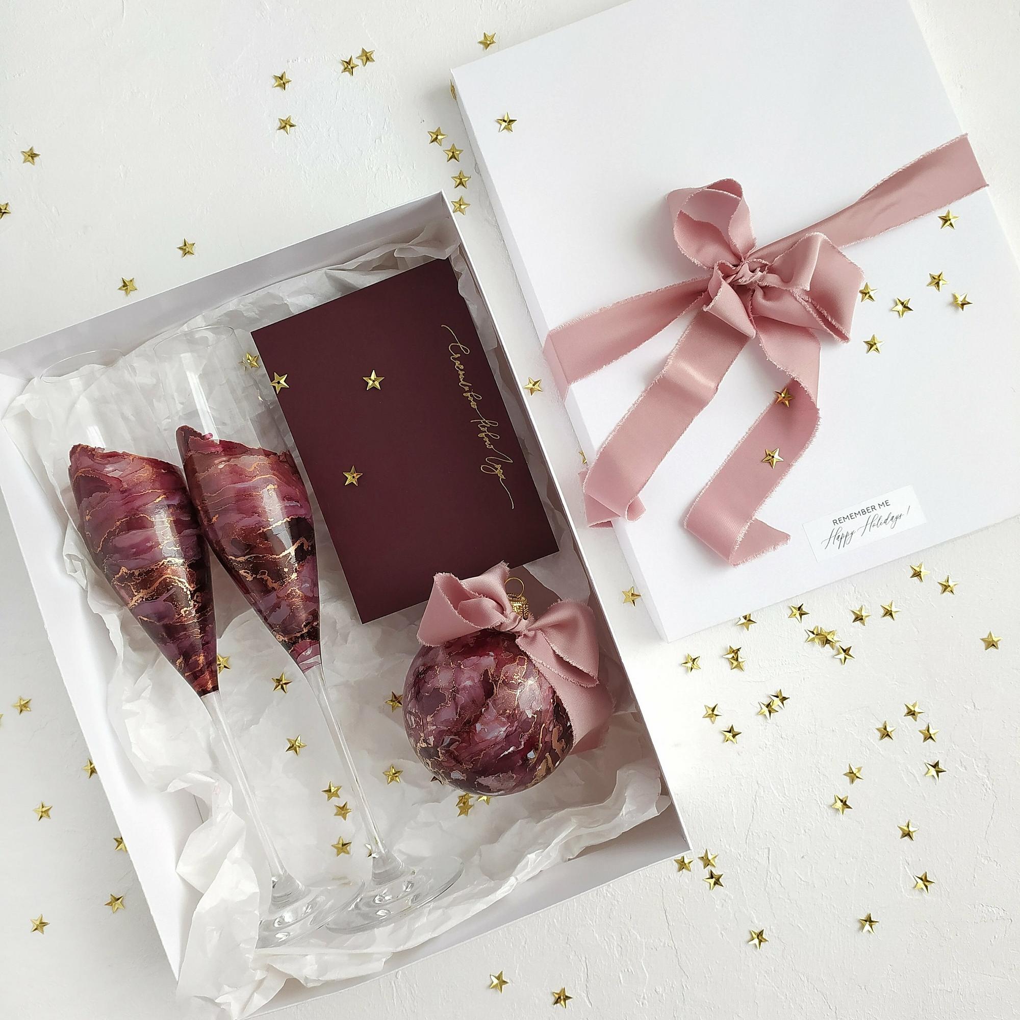 ПОДАРОЧНЫЙ НАБОР БОКАЛЫ СВОН С ЕЛОЧНЫМ ШАРОМ, "МЕДНЫЙ"