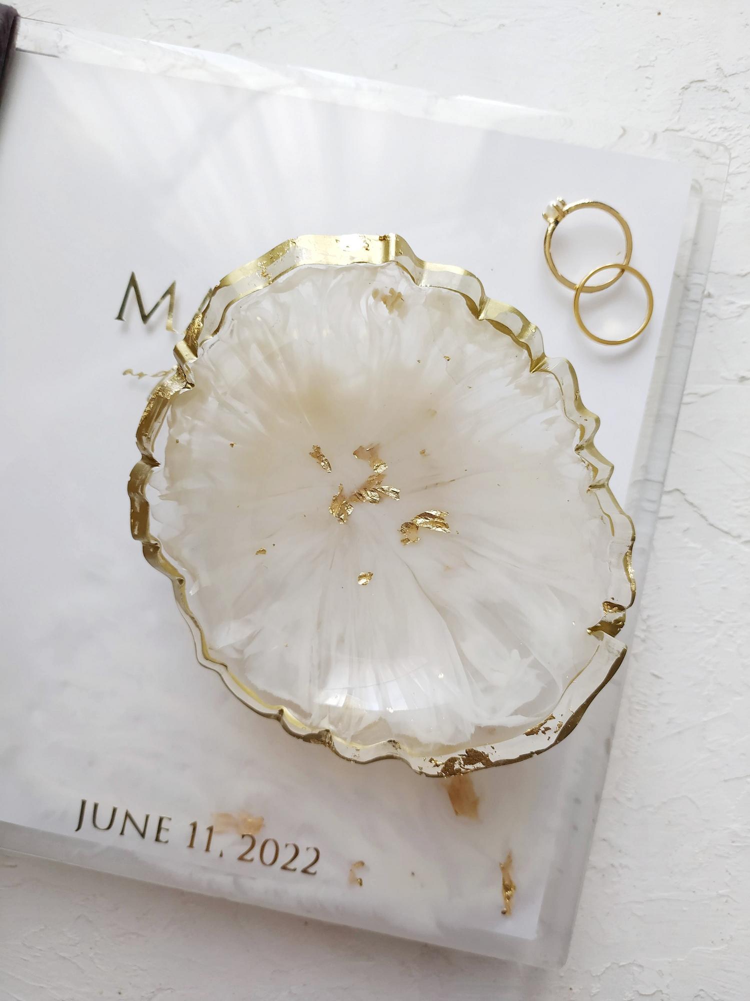 БЛЮДЦЕ ДЛЯ КОЛЕЦ