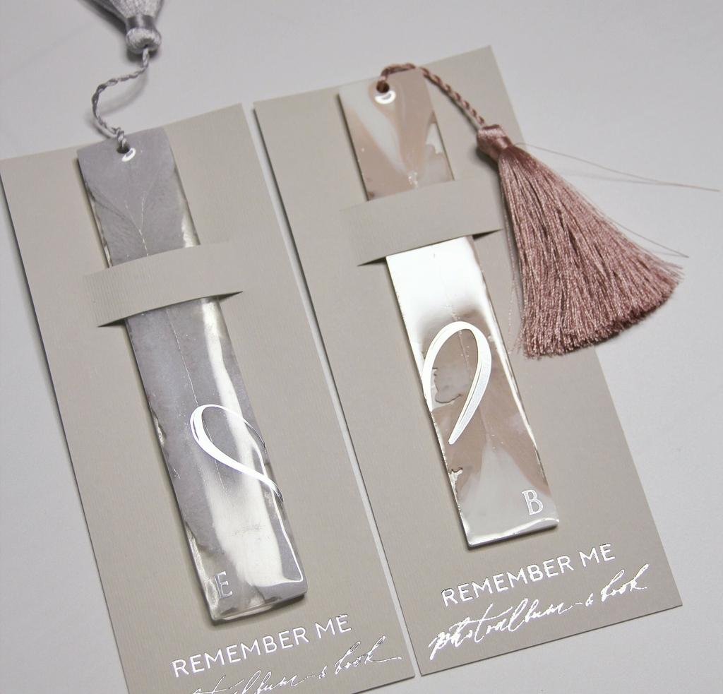 ПАРНЫЕ КНИЖНЫЕ ЗАКЛАДКИ С ИНИЦИАЛАМИ, СЕРЕБРО