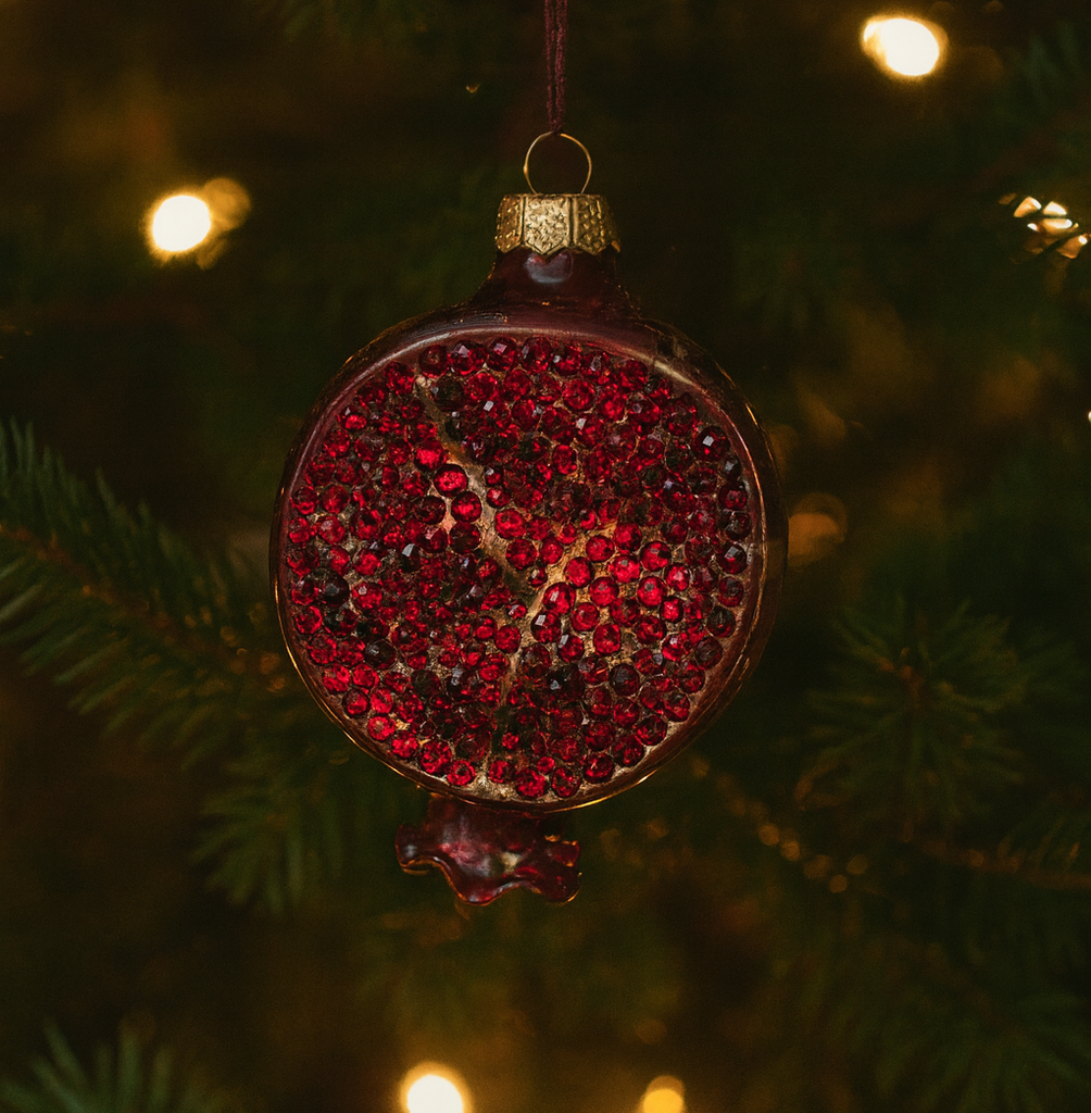 ИГРУШКА НА ЕЛКУ РУЧНОЙ РАБОТЫ, "ГРАНАТ ПОЛОВИНКА" КРАСНЫЙ МЕЛАНЖ