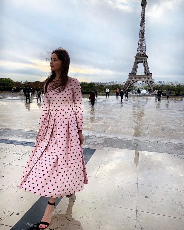 ПЛАТЬЕ С ВЫШИТЫМИ СЕРДЦАМИ