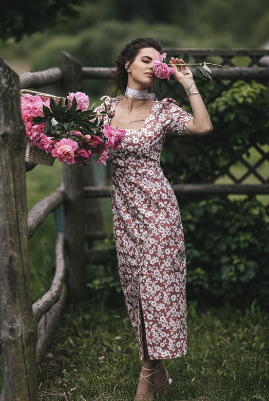 ПЛАТЬЕ МИДИ С ЦВЕТАМИ