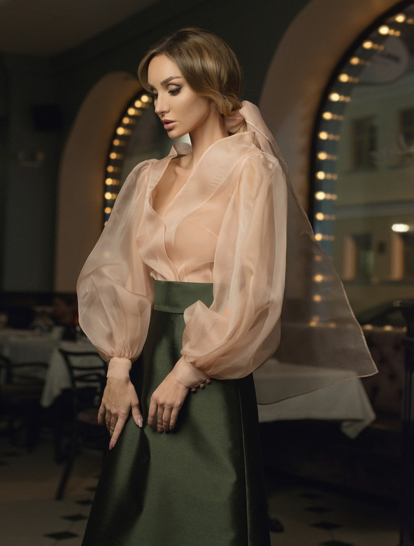 БЛУЗА ИЗ ШЕЛКОВОЙ ПЕРСИКОВОЙ ОРГАНЗЫ