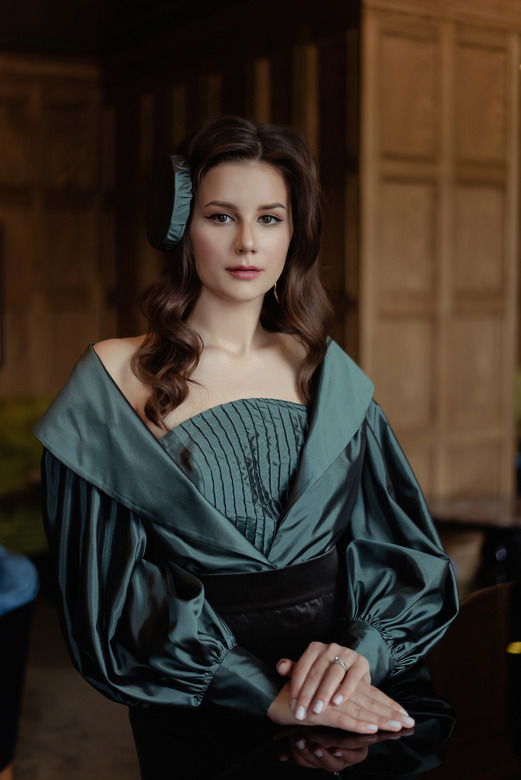 БЛУЗА АРХИТЕКТУРНОГО КРОЯ