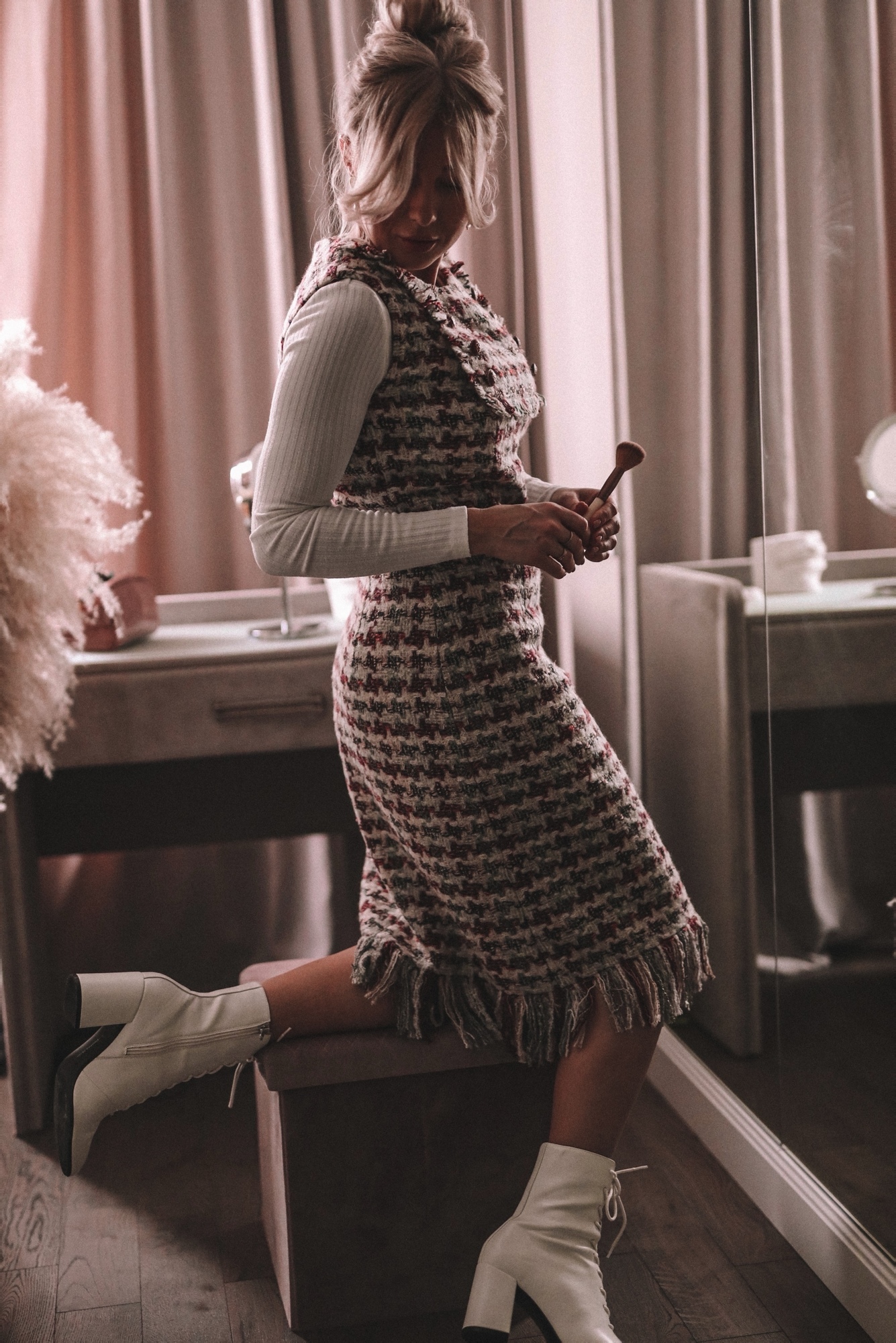 САРАФАН С БАХРОМОЙ ИЗ ТВИДА