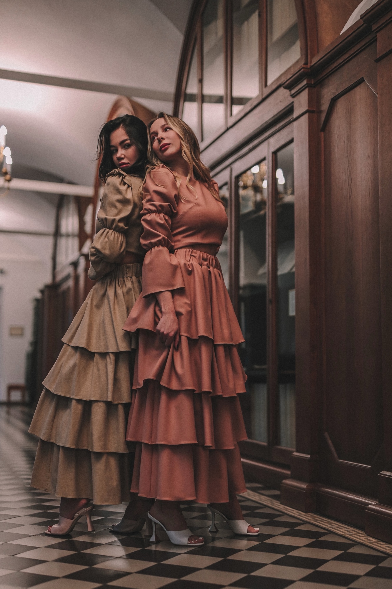 КОСТЮМ С ВОЛАНАМИ