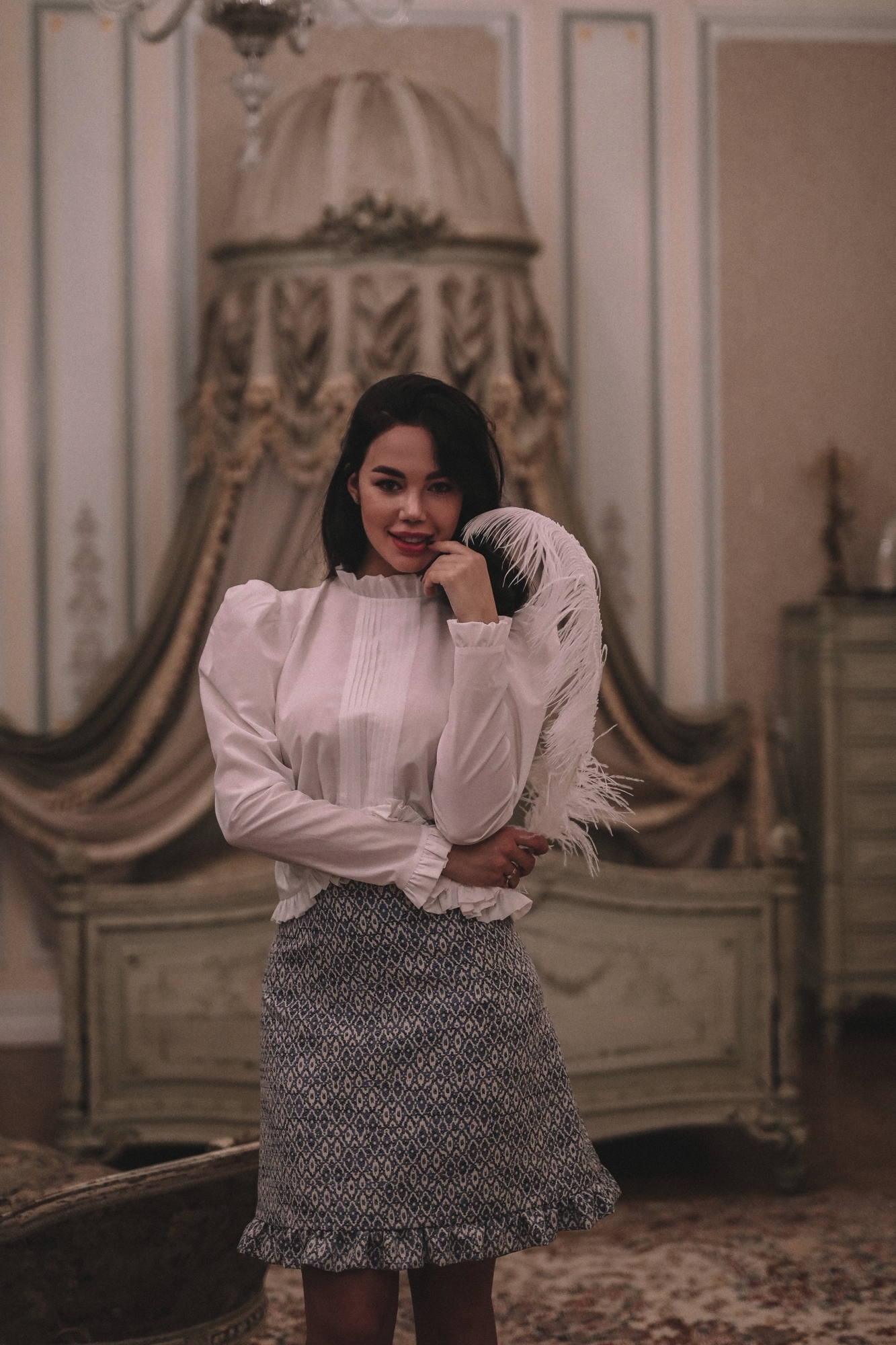 ЮБКА С ВОЛАНОМ ИЗ ЖАККАРДА