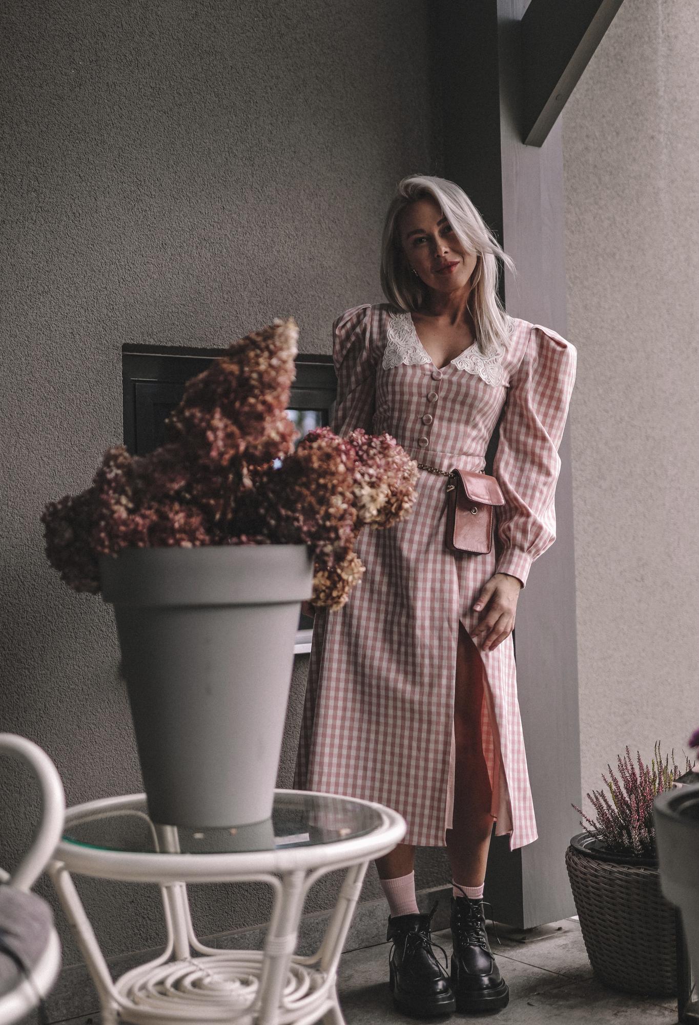 ПЛАТЬЕ С ОБЪЕМНЫМИ ПЛЕЧАМИ