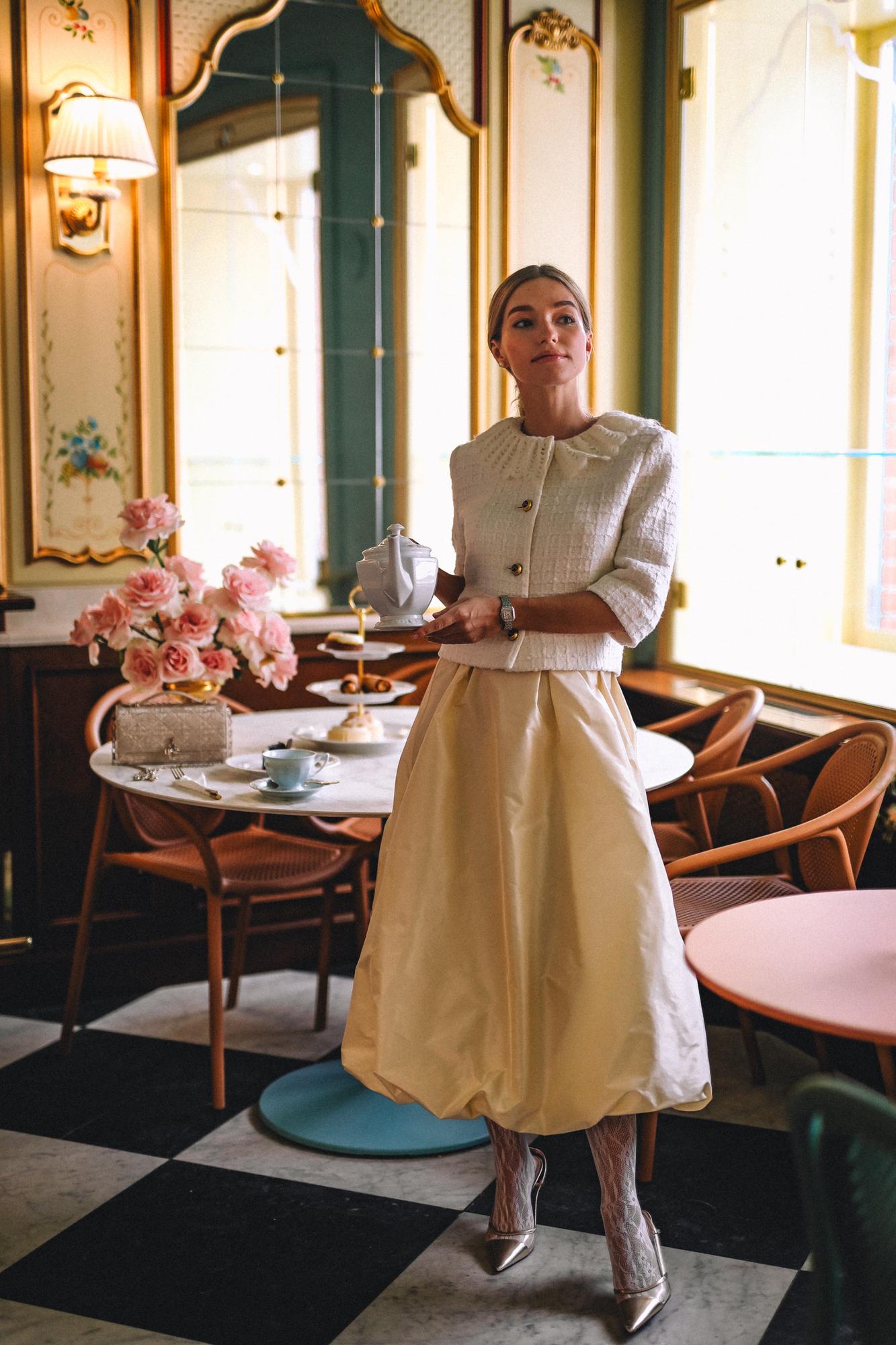 ЮБКА-БАЛЛОН ИЗ ЗОЛОТИСТОЙ ТАФТЫ