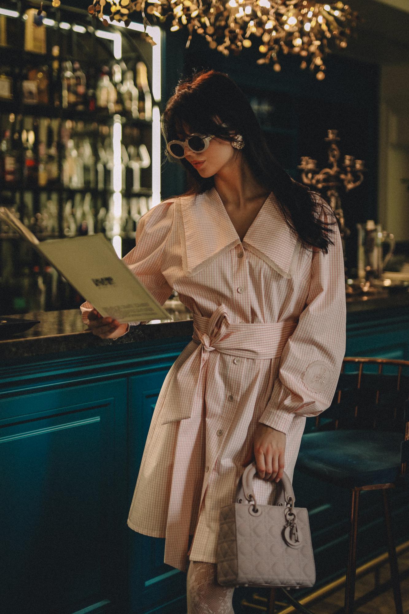 ПЛАТЬЕ-РУБАШКА С ОБЪЁМНЫМ ВОРОТНИКОМ