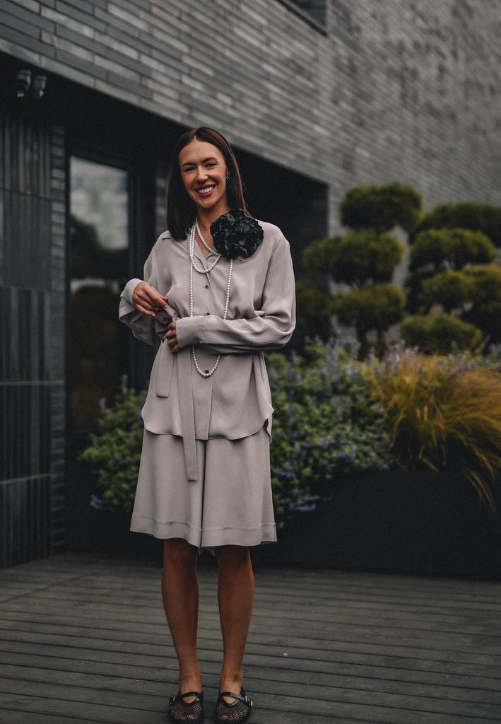 КОСТЮМ С ШОРТАМИ-БЕРМУДАМИ