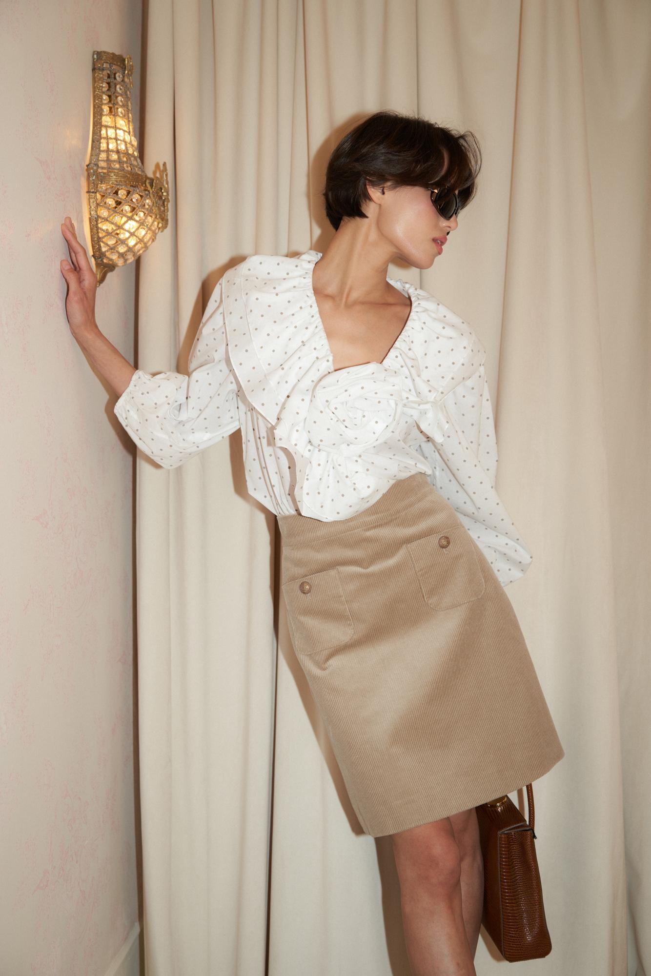 ЮБКА А-СИЛУЭТА ИЗ ВЕЛЬВЕТА СЛИВОЧНОГО ОТТЕНКА