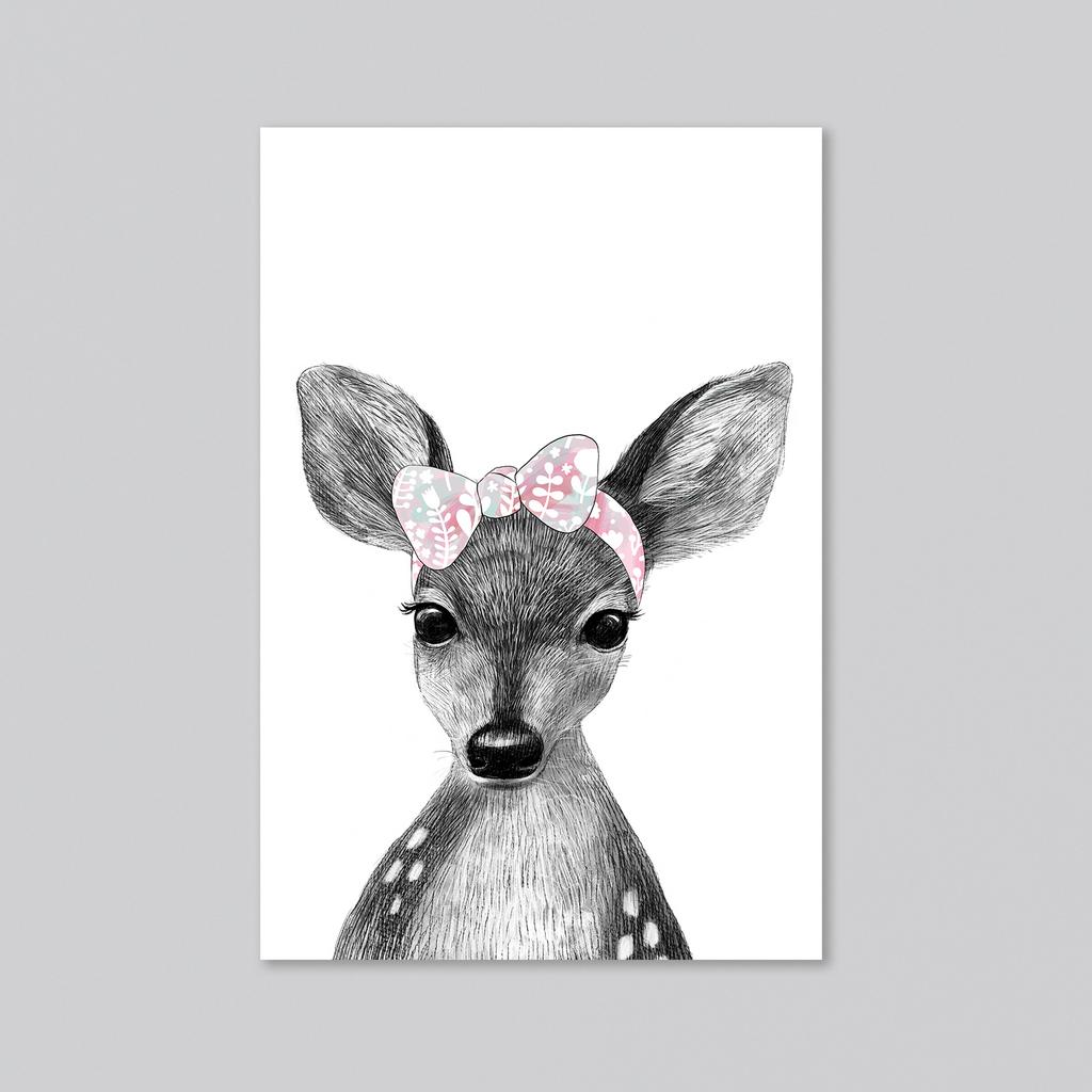 Малышка олень с бантиком - оптовая открытка - 20 штук