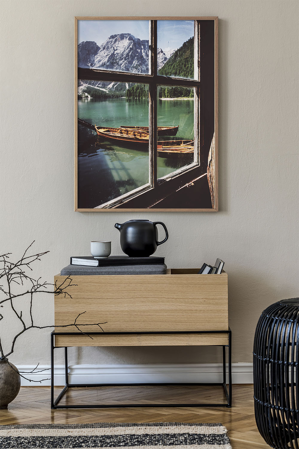 Постер Озеро В Окне