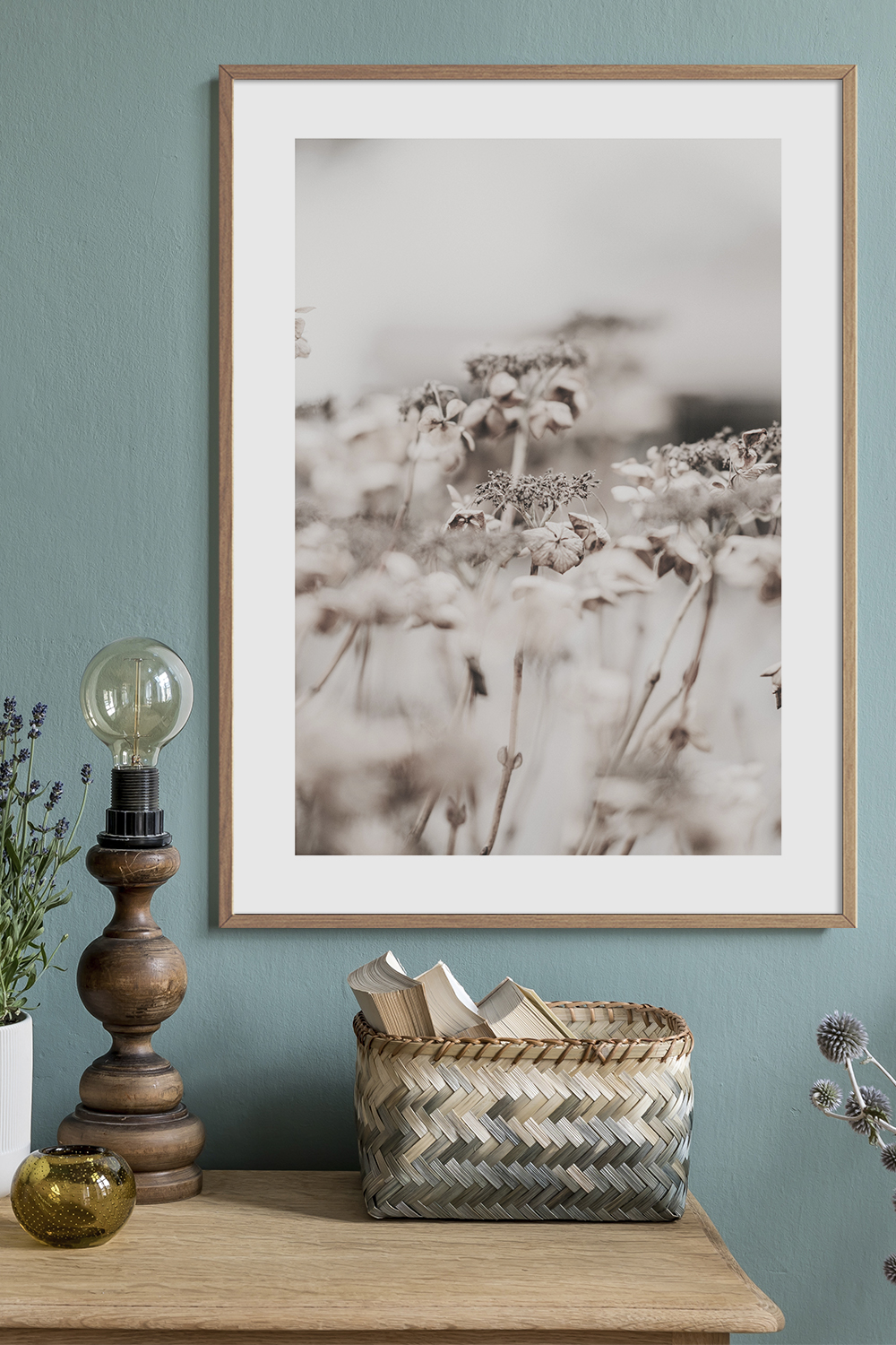 Постер Макро #2