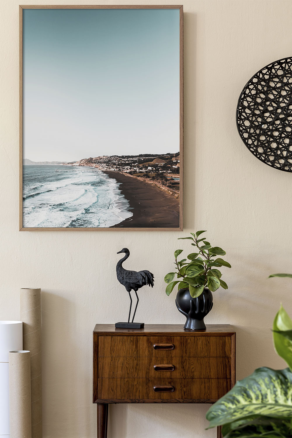 Постер Темный Берег Моря