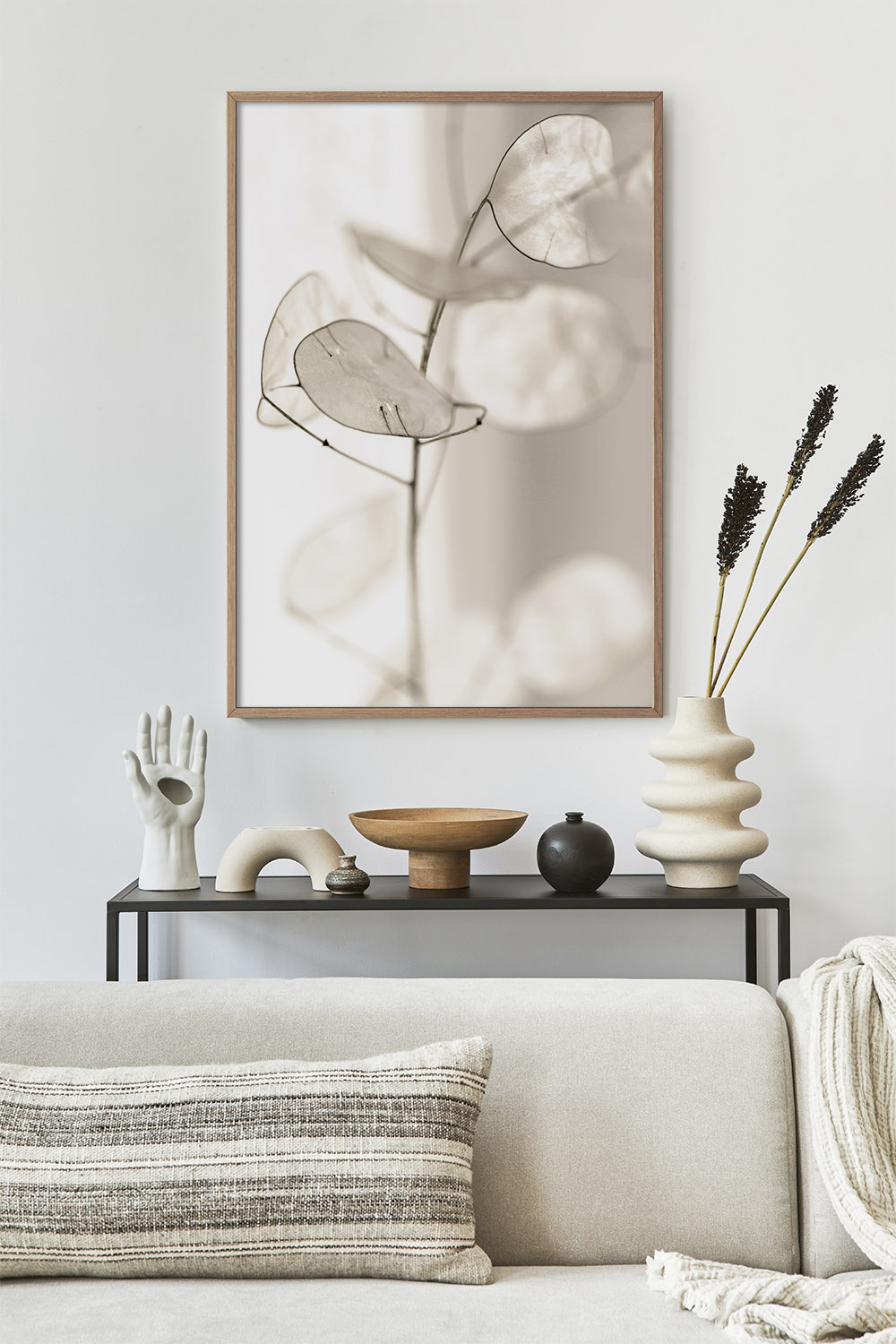 Постер Растение На Бежевом Фоне