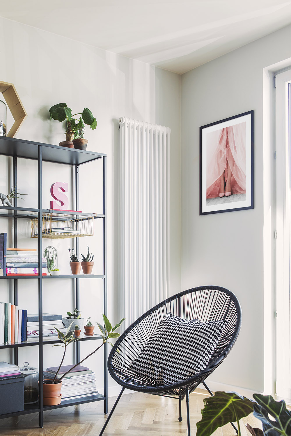 Постер Розовое Платье