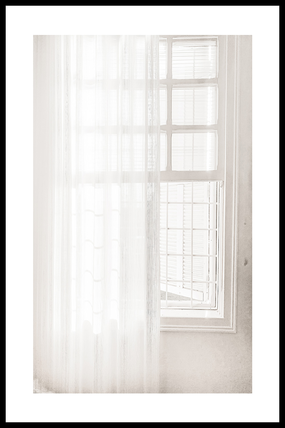 Постер Открытое Окно