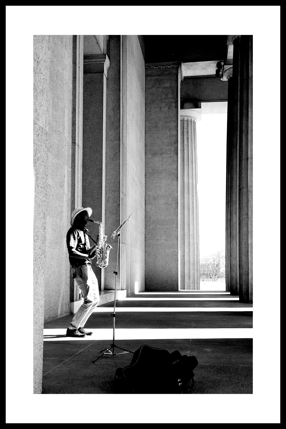 Постер Саксофонист