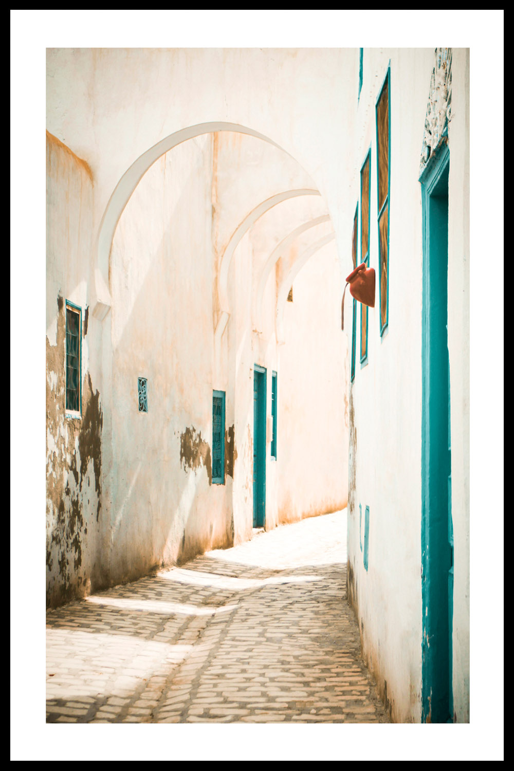 Постер Узкая Улица