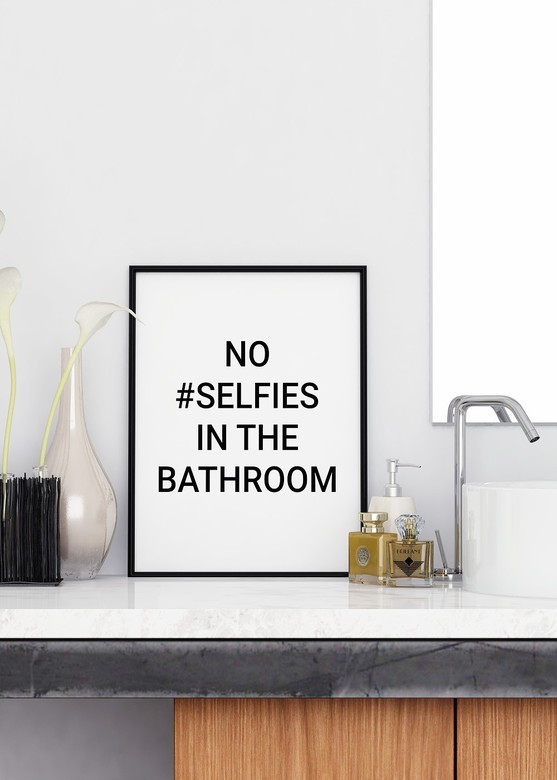 Постер No Selfies