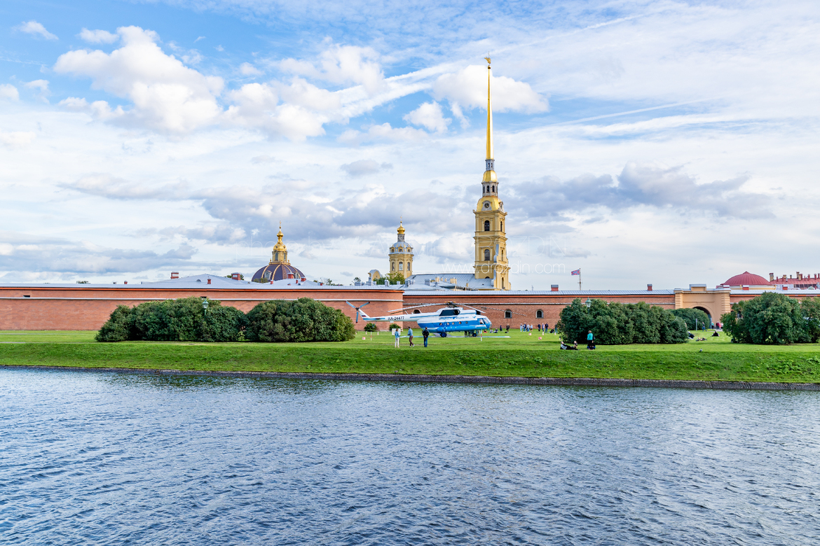 Peter and Paul Fortress at sunset / Saint-Petersburg / 2018
