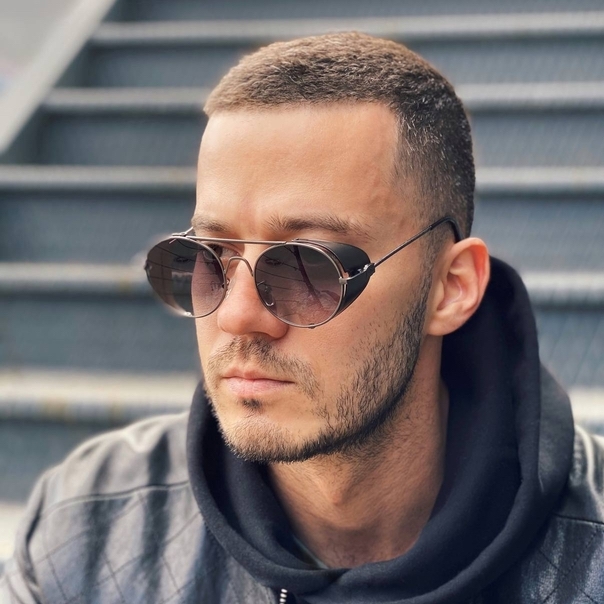 Очки с боковыми щитками