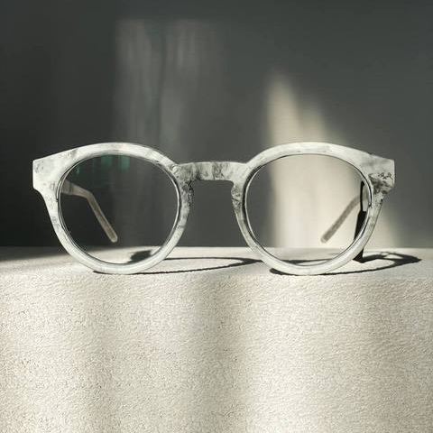 Очки прозрачные из переработанного пластика