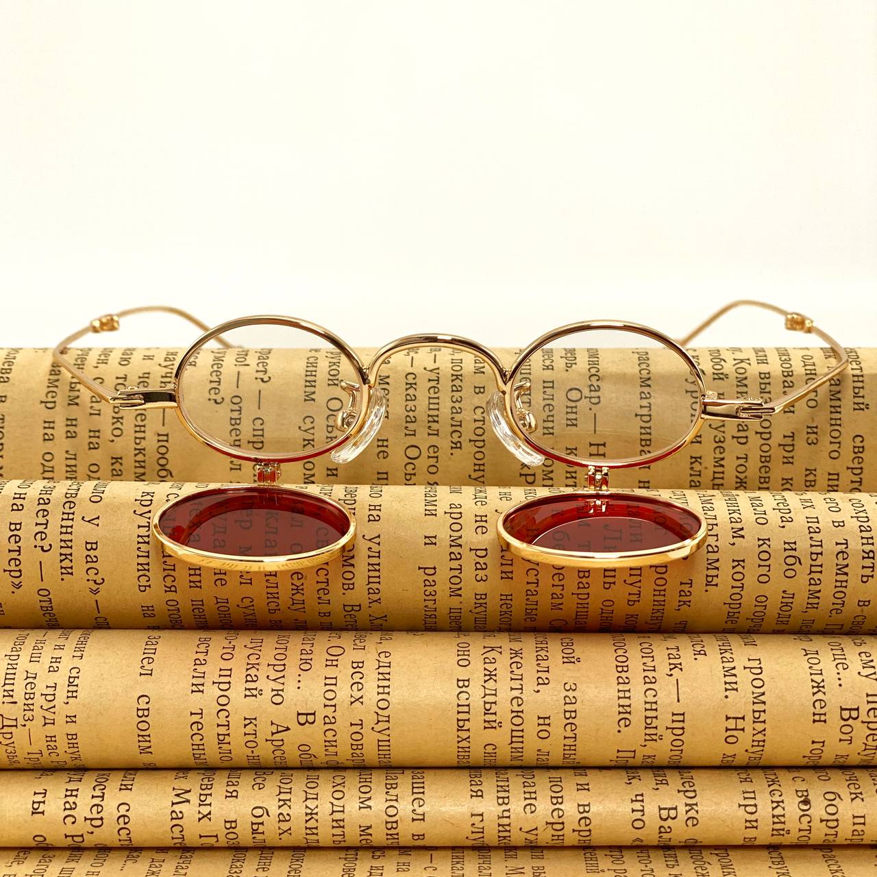 Очки красные круглые