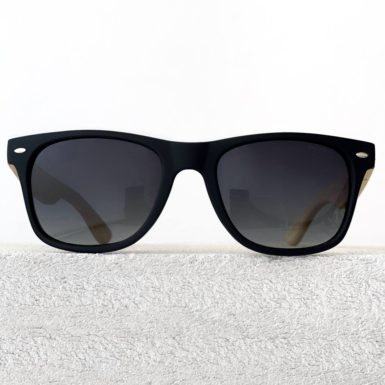 Солнцезащитные очки поляризационные