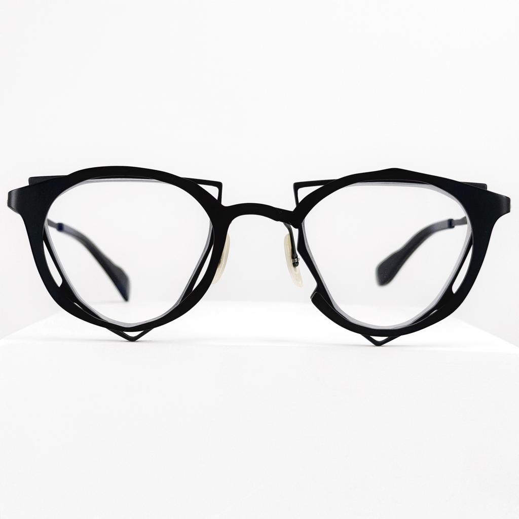 Необычные очки круглые