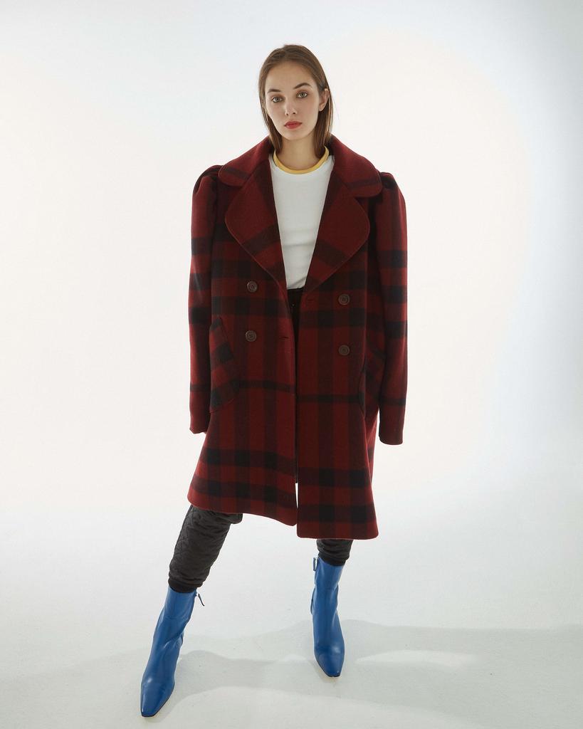 Клетчатое бордовое пальто