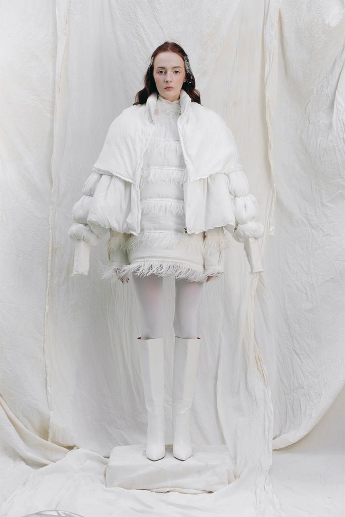 Пальто с пелериной