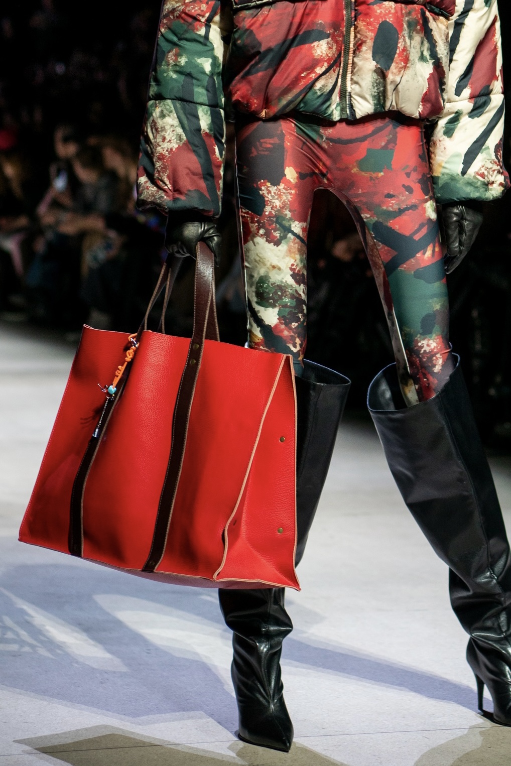 Шопер красный