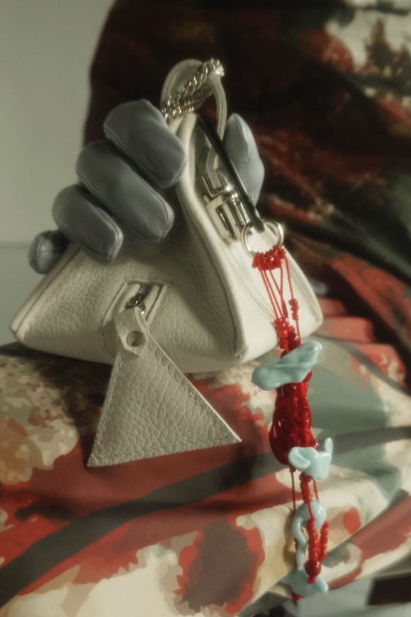 Сумка «Треугольник» белая